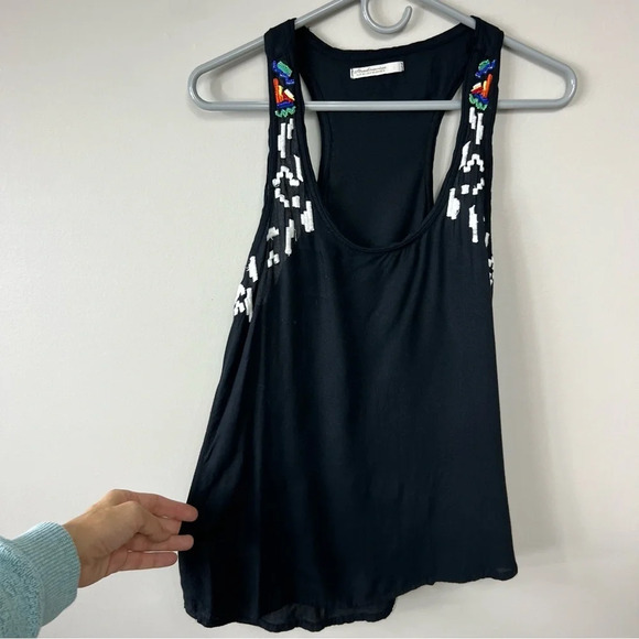 Stradivarius black embroidered sleeveless tanktop Sz M - Picture 1 of 6